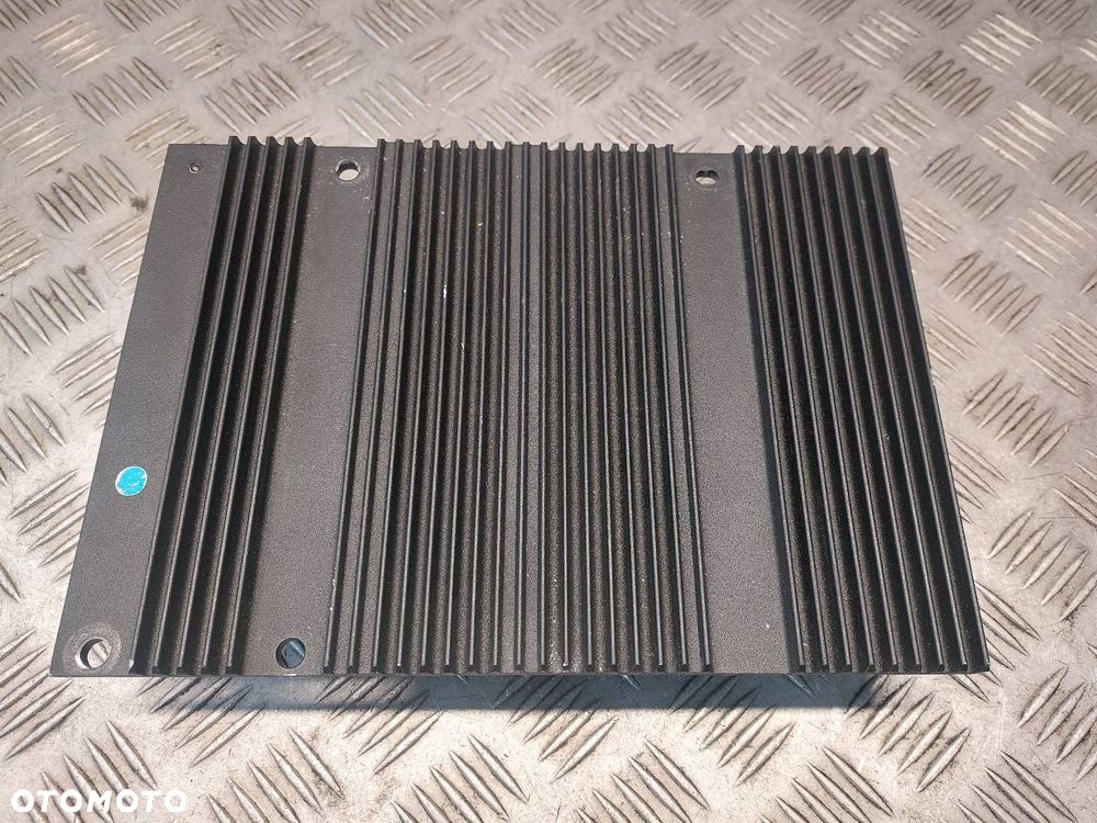 WZMACNIACZ AUDIO VOLVO S40 II 30732053 - 1