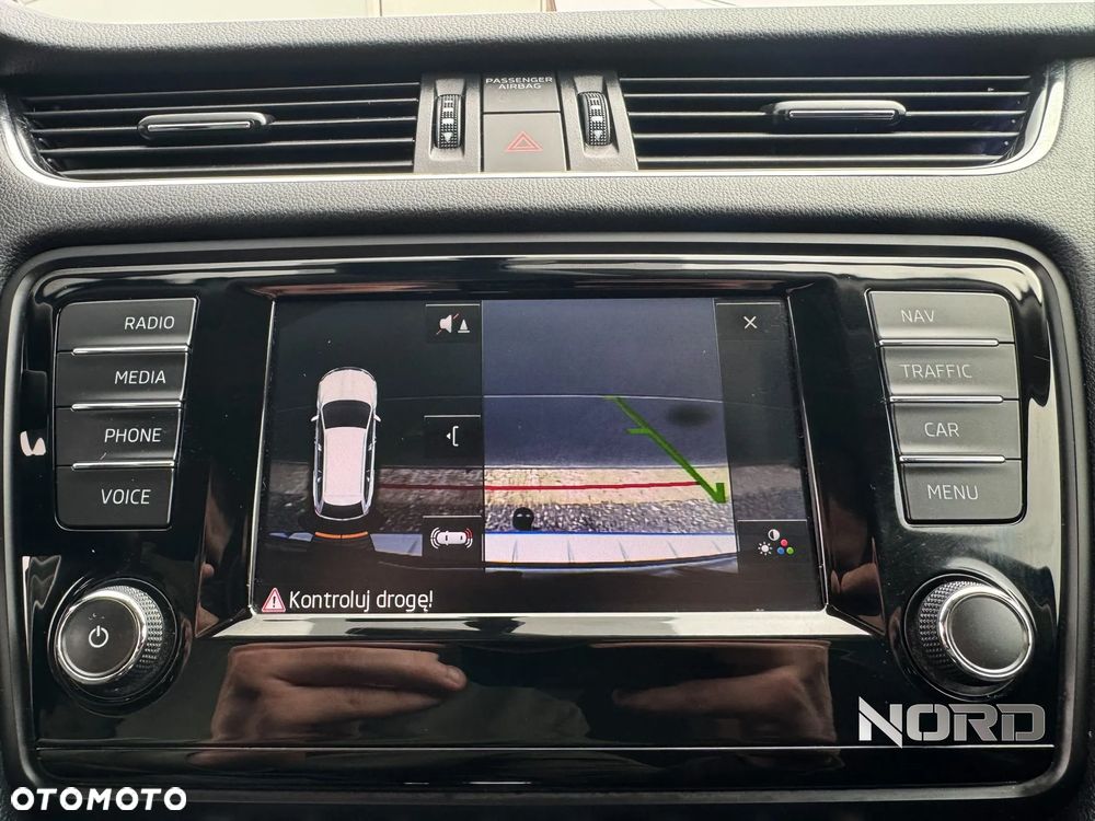 Skoda Octavia 2.0 TDI 4x4 DSG Scout - 22