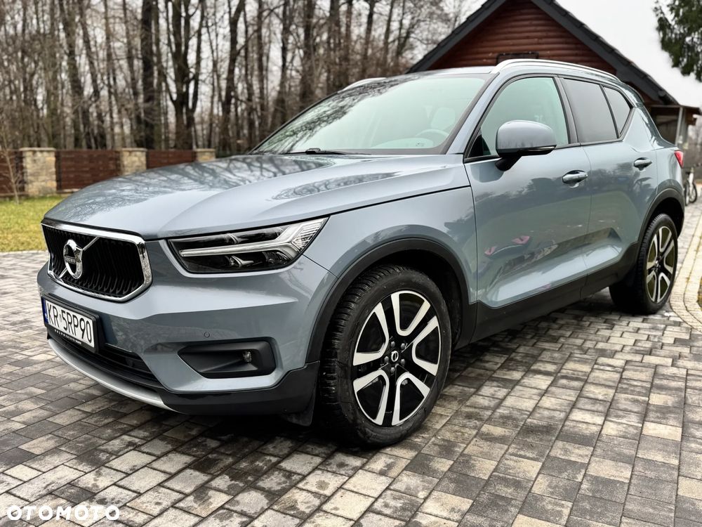 Volvo XC 40 T3 Momentum Pro - 28