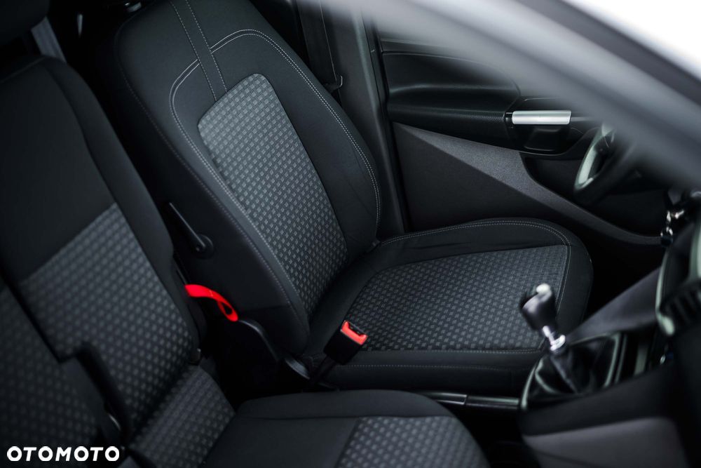 Ford Transit Connect - 14