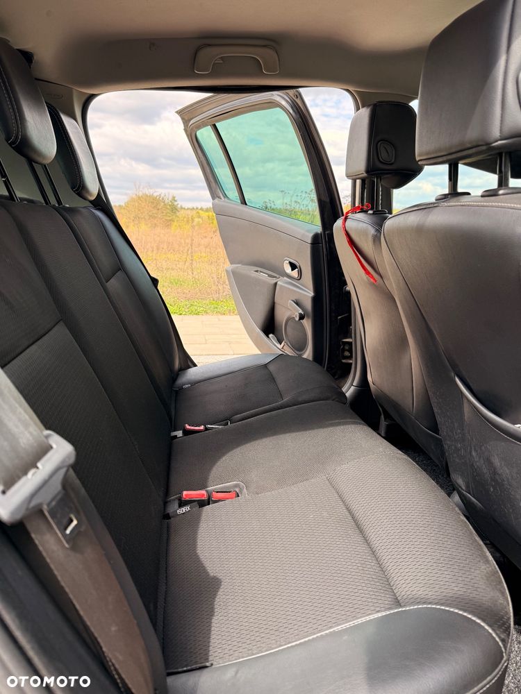 Renault Clio 1.5 dCi Dynamique - 8