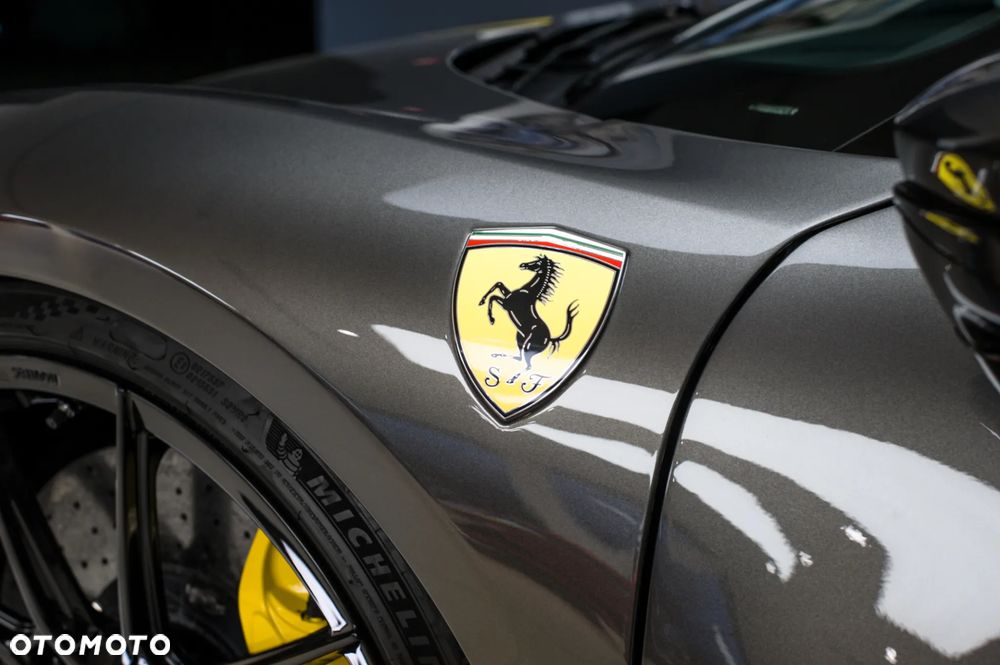 Ferrari 296 GTB - 35