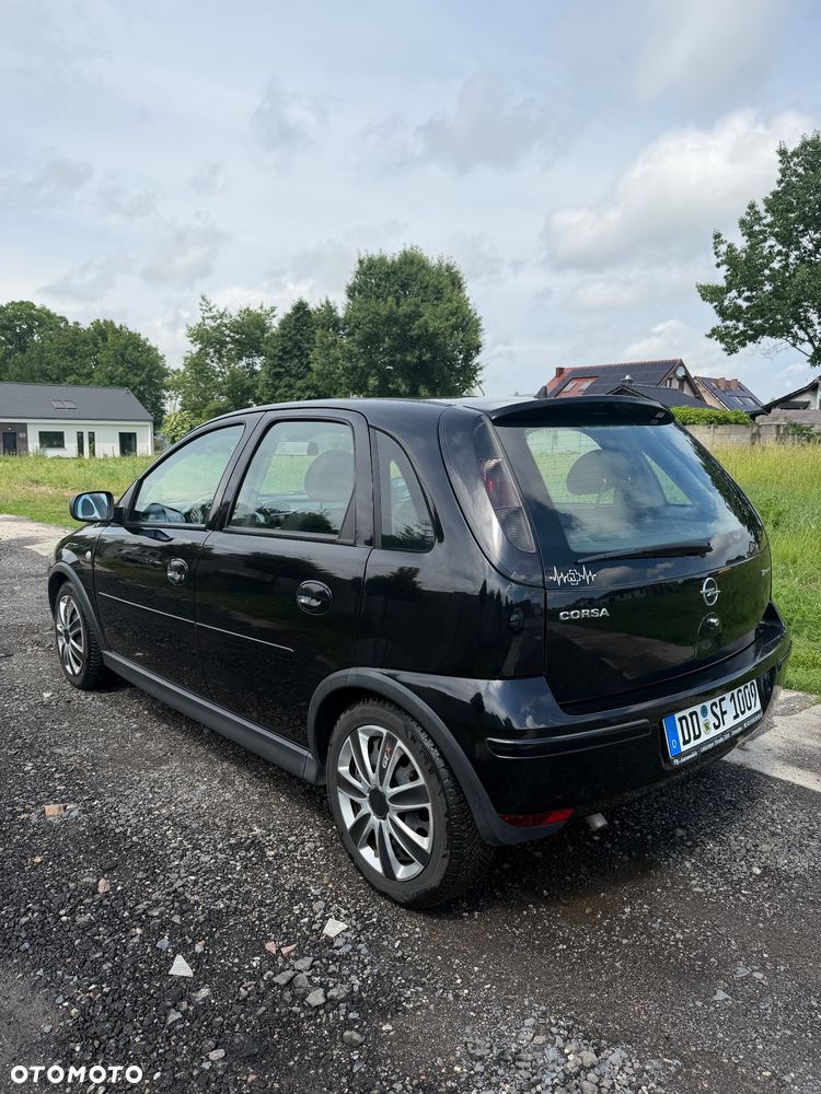 Opel Corsa 1.2 16V - 4
