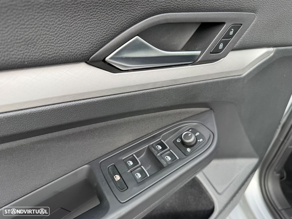 VW Golf 1.5 eTSI Life DSG - 15