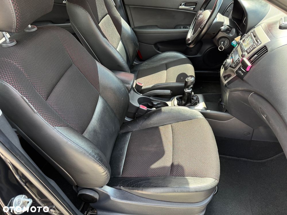Hyundai i30 1.4 Classic - 14