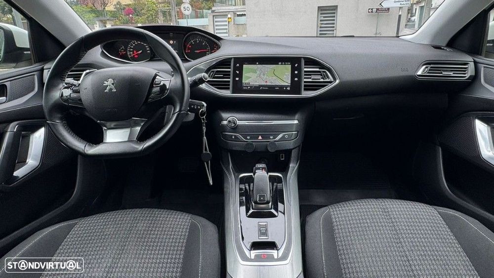 Peugeot 308 1.5 BlueHDi Allure EAT8 - 21