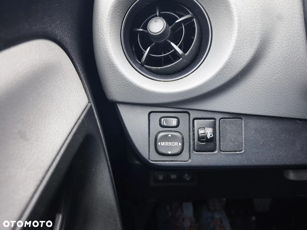 Toyota Yaris 1.0 Active - 15