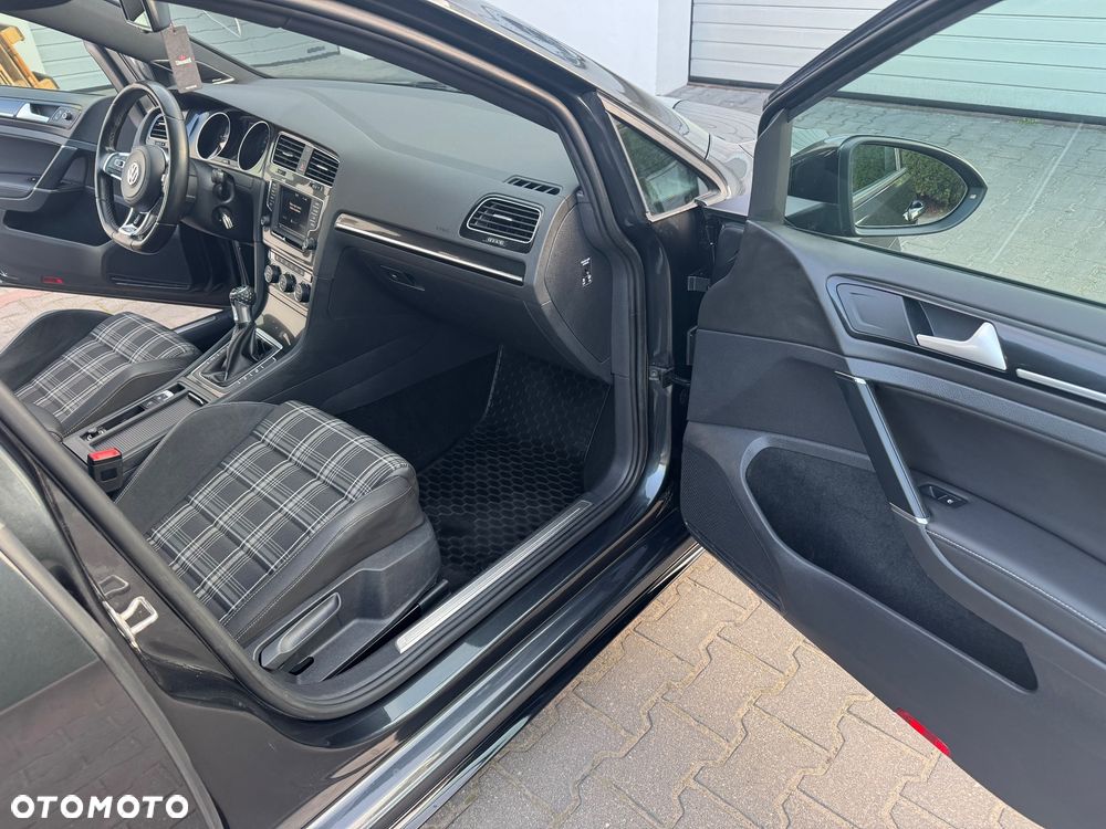 Volkswagen Golf GTD BlueMotion Technology - 6