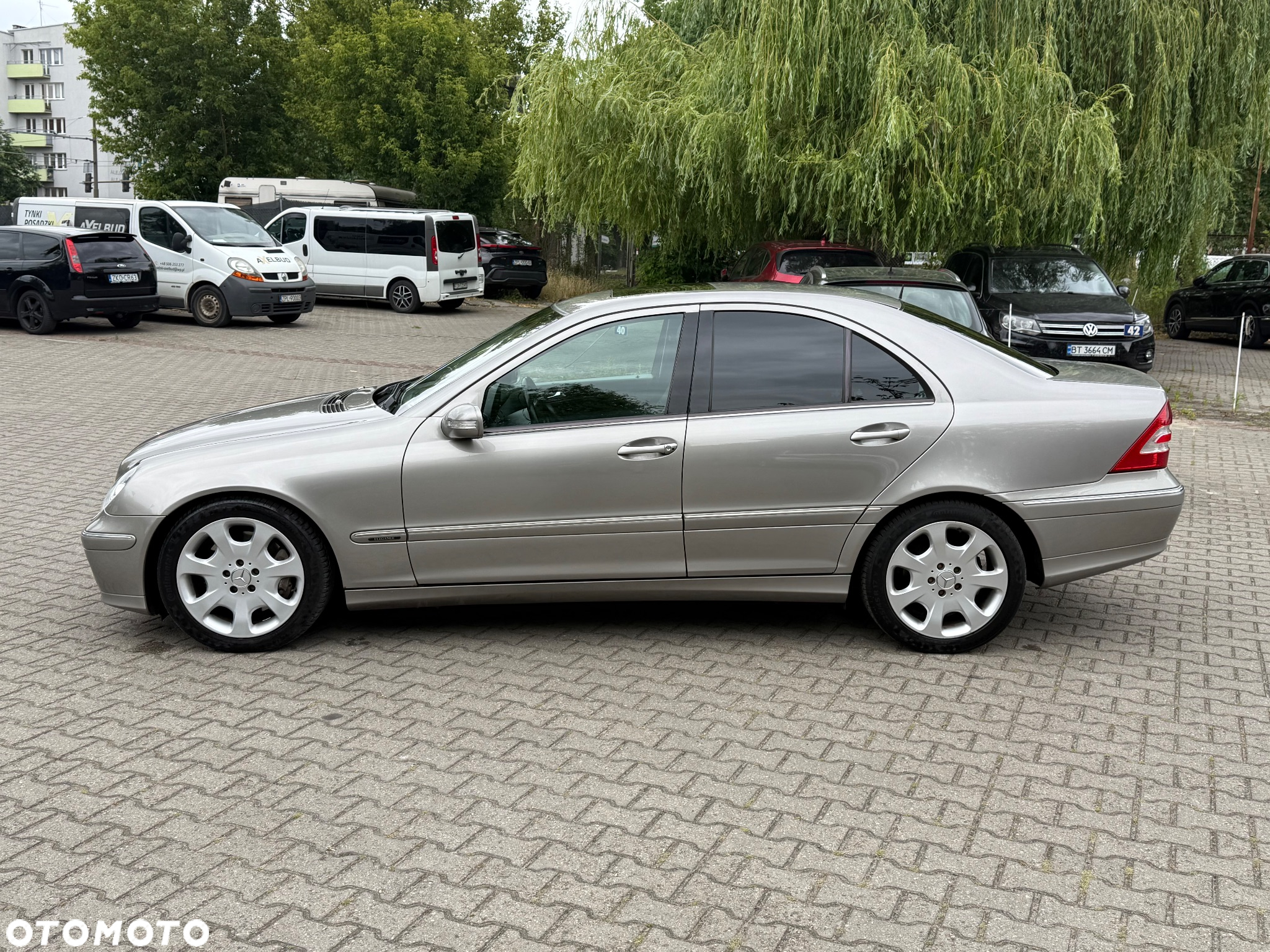 Mercedes-Benz Klasa C 350 Elegance - 22