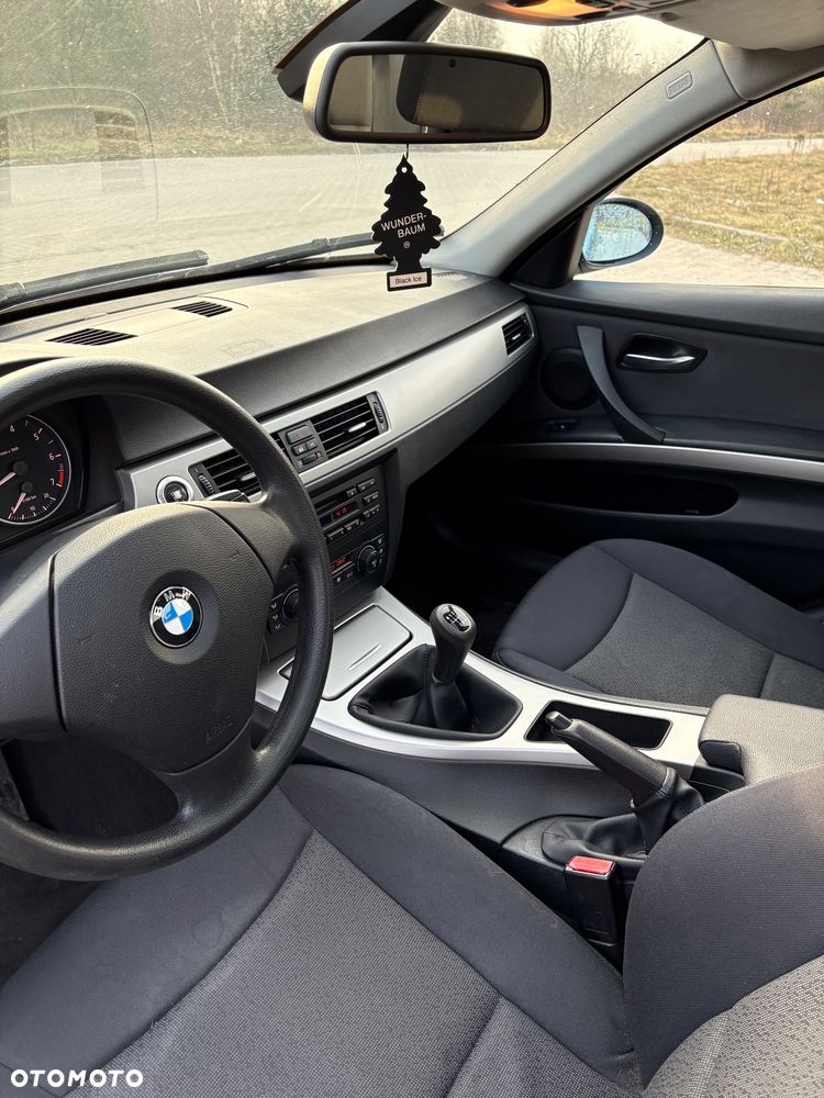 BMW Seria 3 - 10
