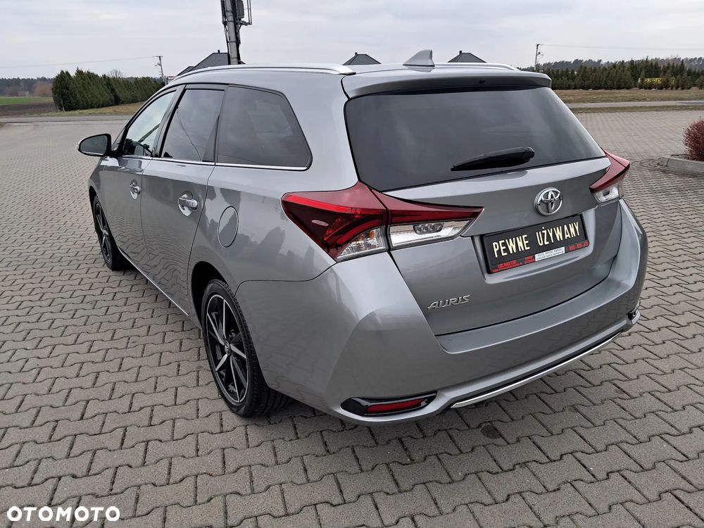 Toyota Auris 1.2 Turbo Team Deutschland - 12
