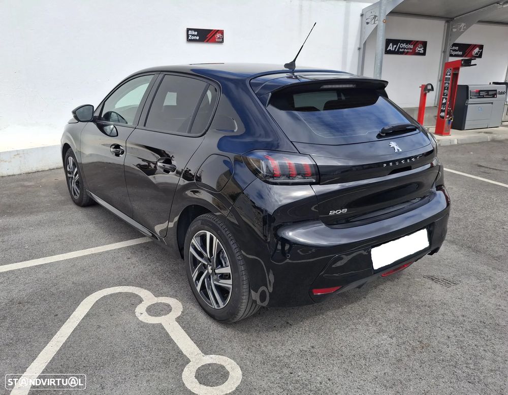 Peugeot 208 1.2 PureTech Allure Pack - 5