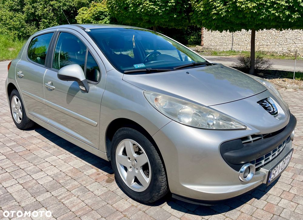 Peugeot 207 1.4 16V Trendy - 5