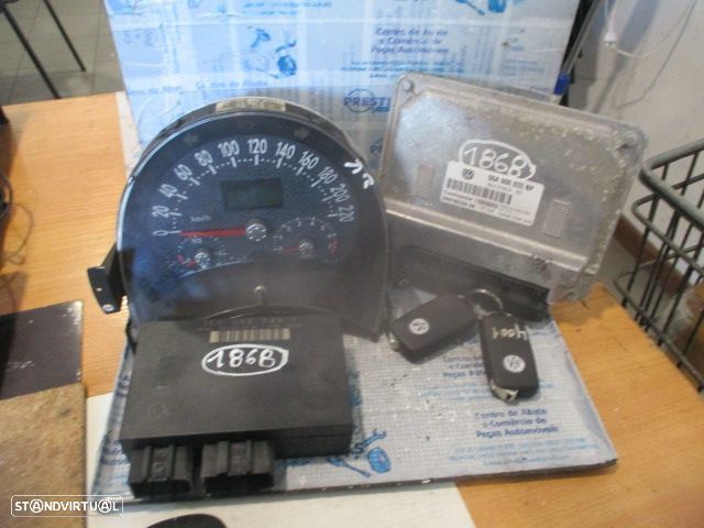 Centralina 06A906033BP  5WP4016008  1C0959799F  1C0920840C  VW NEW BEETLE 1 CABRIOLET 1Y FASE 1 2004 1.6I 102CV 2P VERDE CONTINENTAL DANIFICADO - 1