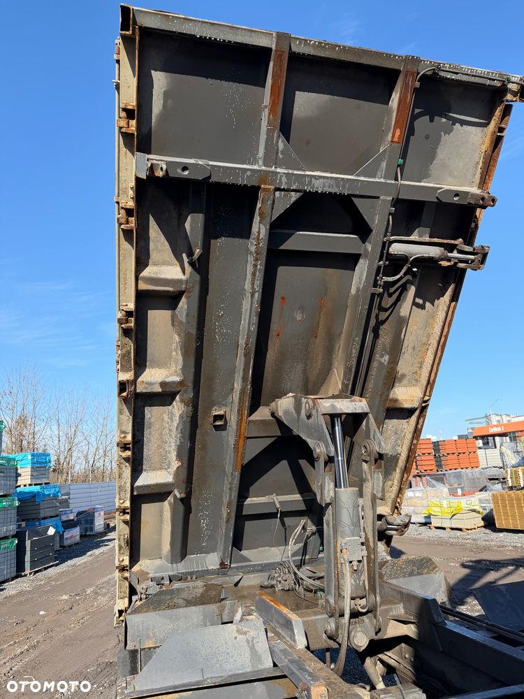 Renault Midlum 220 DXI - 27