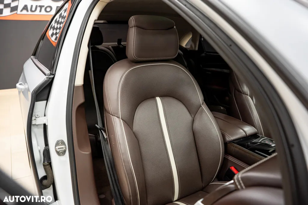 Audi A8 3.0 TDI ultra DPF quattro tiptronic - 31