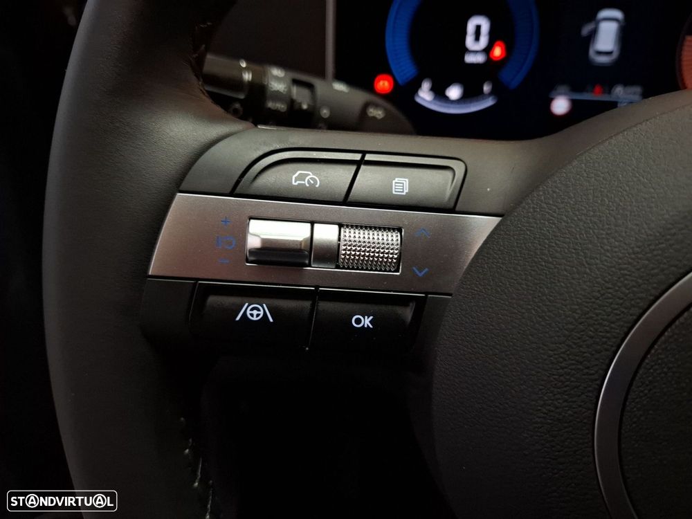 Hyundai Tucson 1.6 T-GDi Premium — fotografia 16