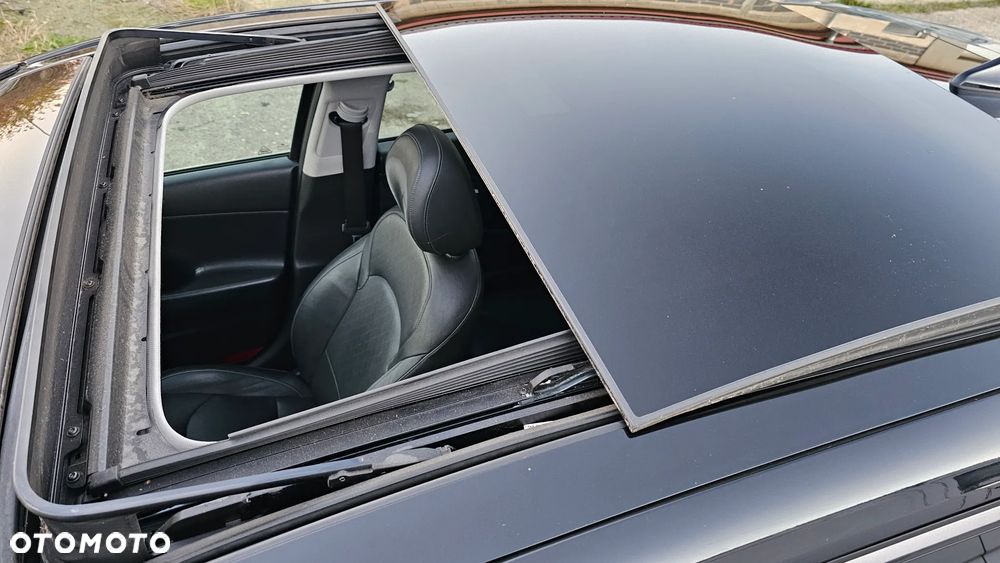 Hyundai i30 1.4 T-GDI Premiere Luxury DCT - 18