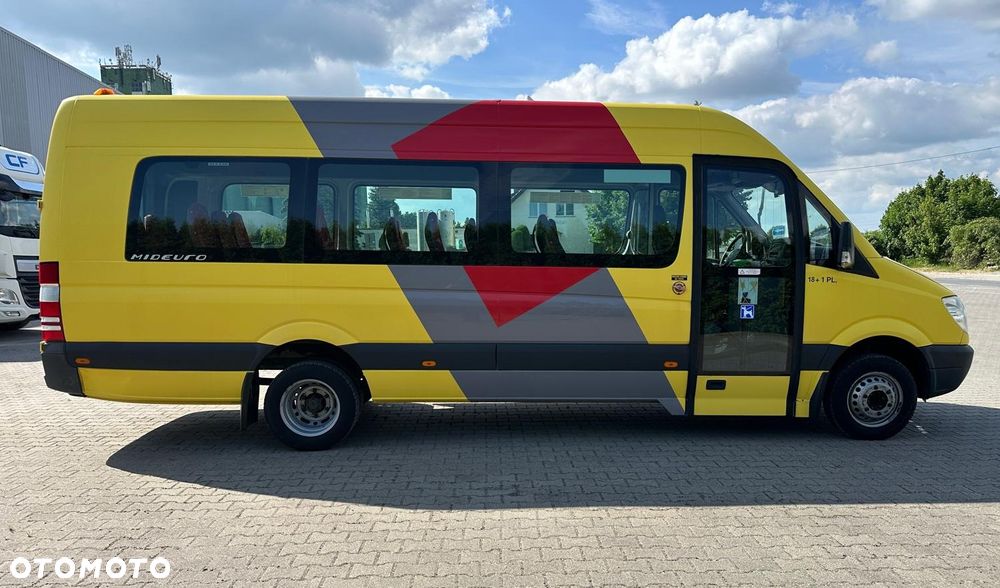 Mercedes-Benz Sprinter - 4