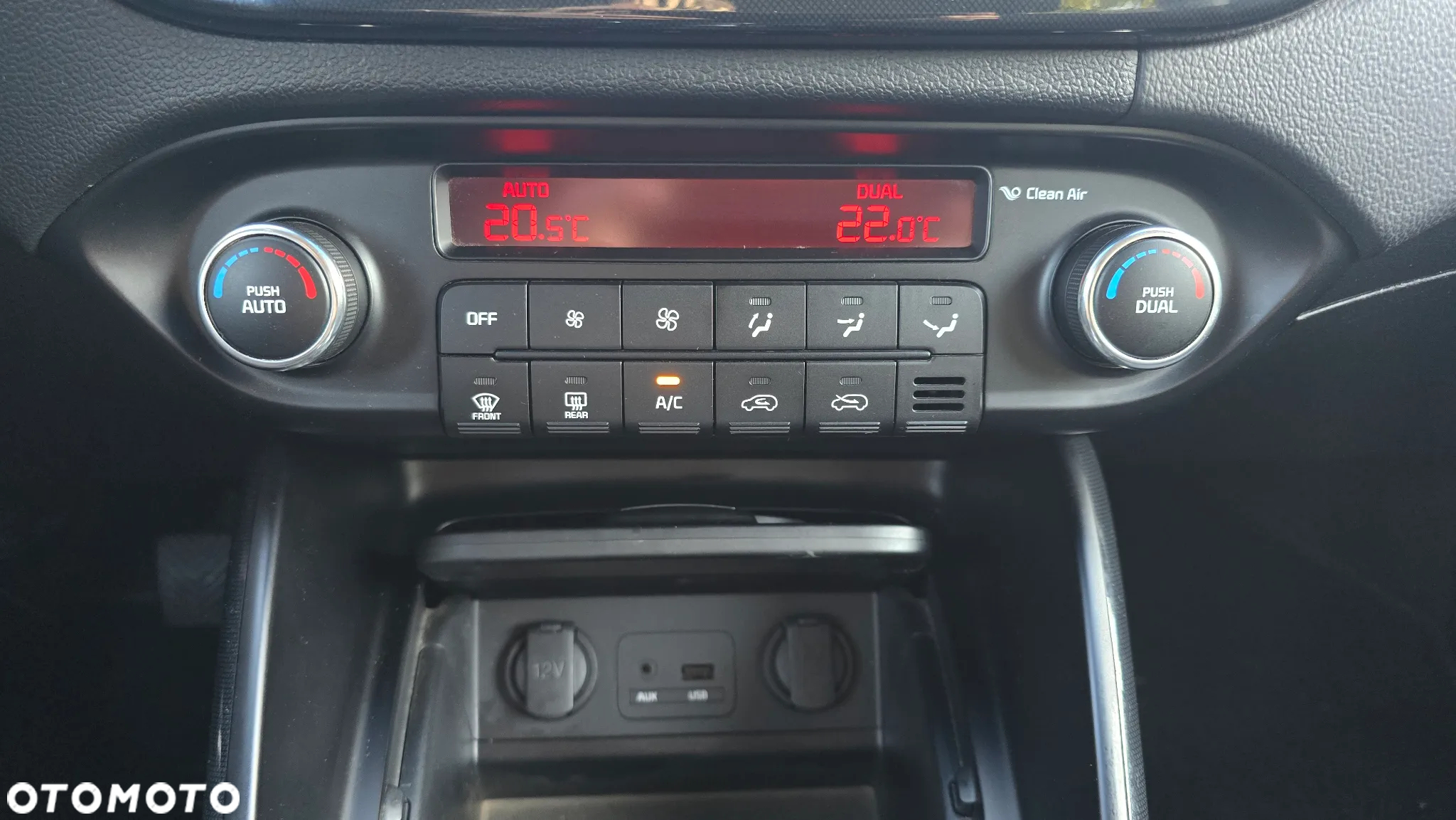 Kia Carens 1.6 GDI Edition 7 - 23