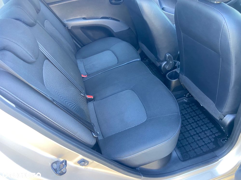 Hyundai i10 1.1 Comfort - 17