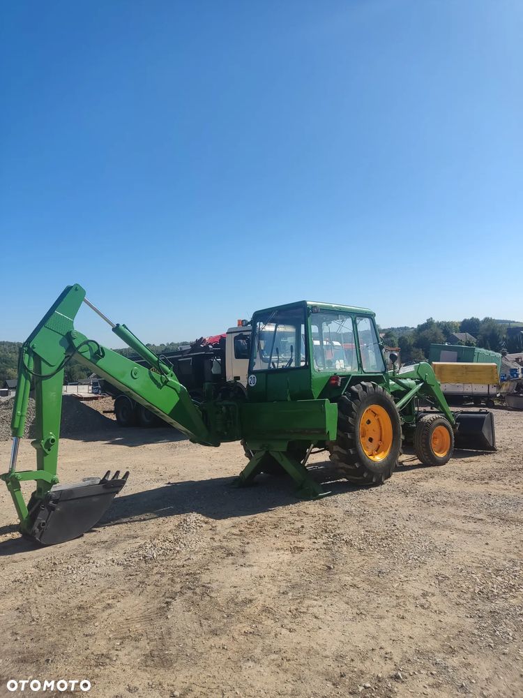 koparko ładowarka John Deere - 3