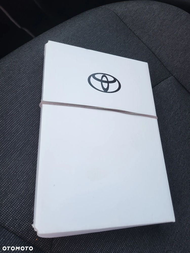 Toyota Corolla - 21