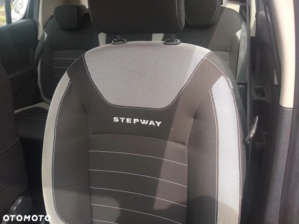 Dacia Sandero Stepway - 11