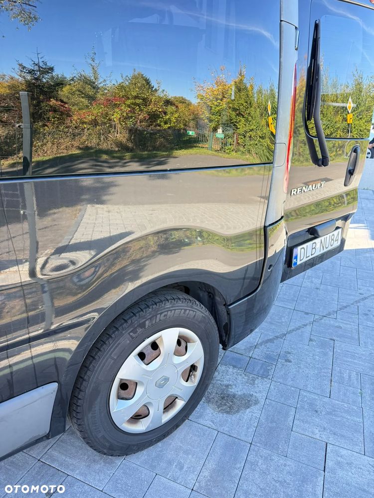 Renault Trafic - 11