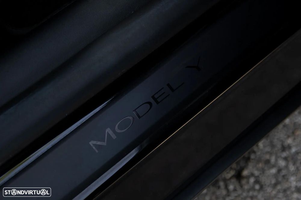 Tesla Model Y RWD - 47