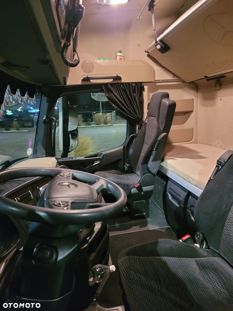 Mercedes-Benz Actros 1851 - 2