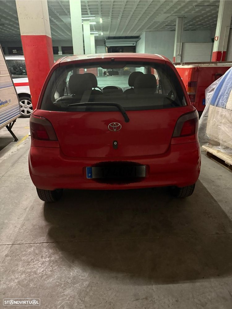 Toyota Yaris 1.0 Base - 3