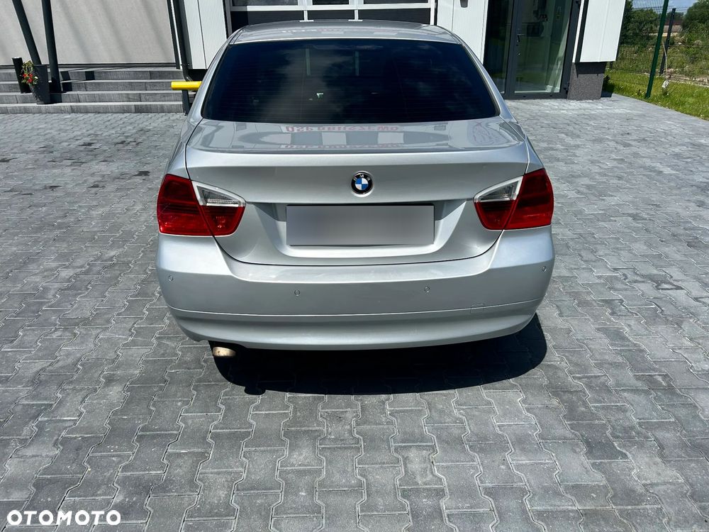 BMW Seria 3 320d - 12