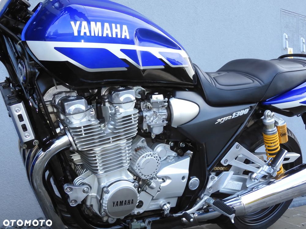 Yamaha XJR - 26