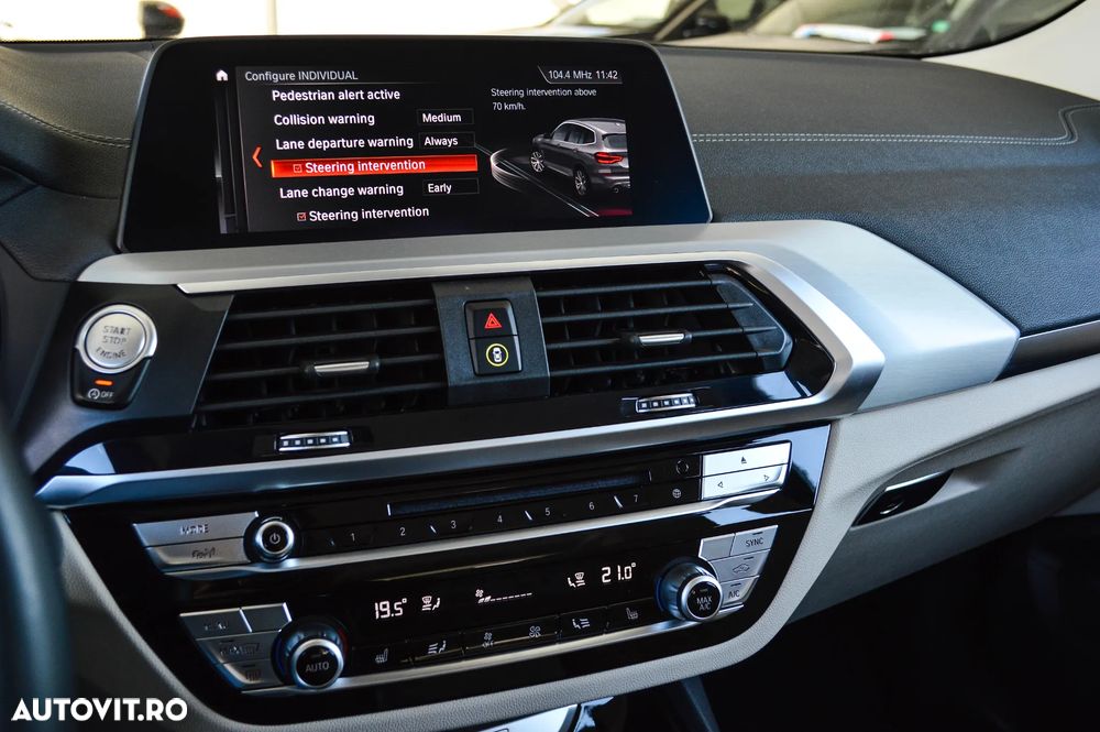 BMW X3 xDrive20d AT Luxury Line - 25