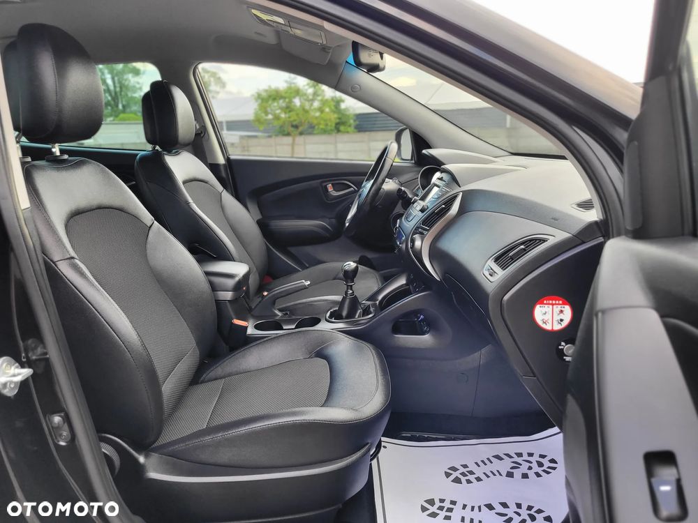 Hyundai ix35 2.0 CRDi 4WD Premium - 16
