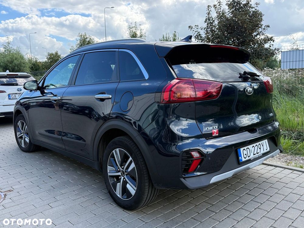 Kia Niro 1.6 GDI Hybrid L - 2