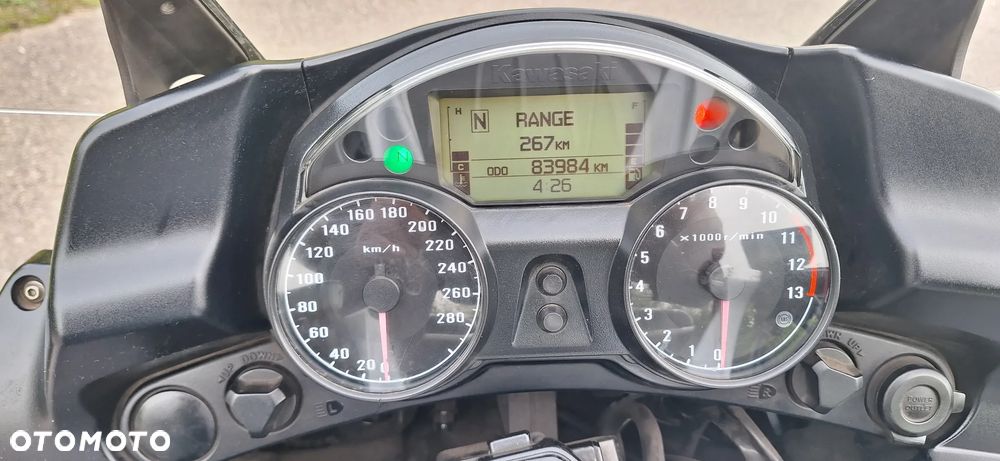 Kawasaki GTR - 12