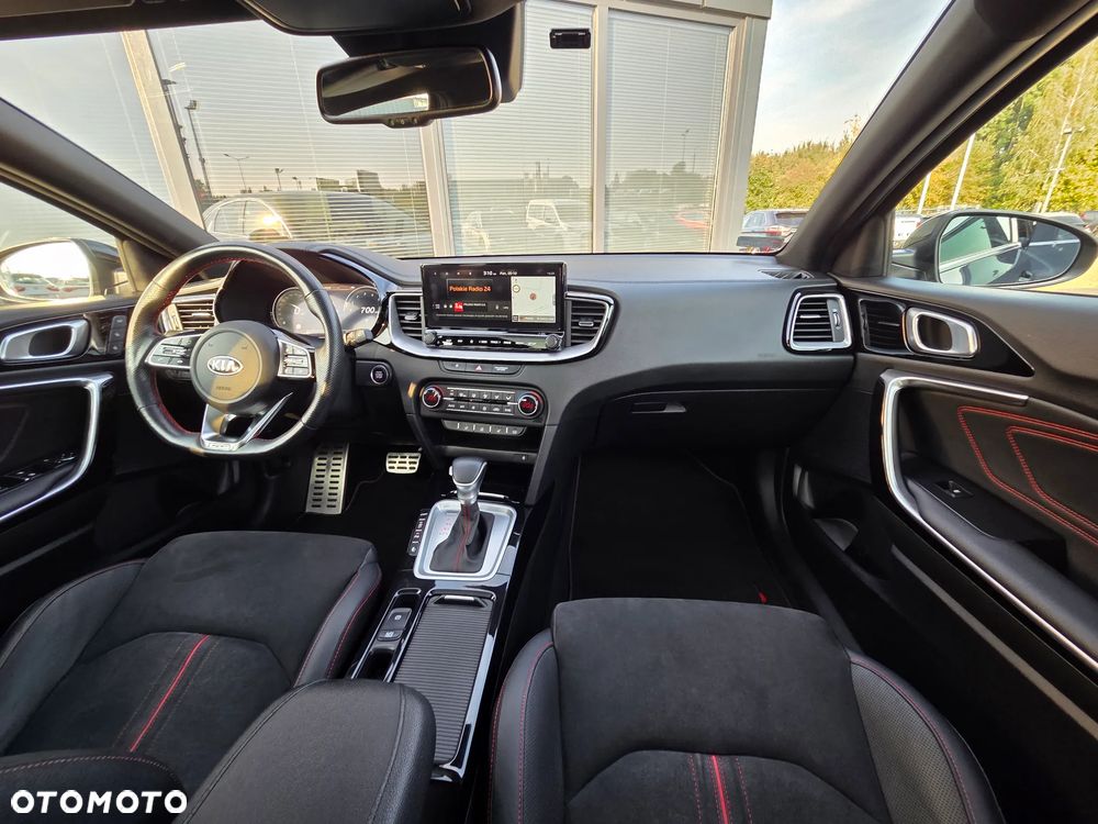 Kia ProCeed 1.6 T-GDI GT DCT - 34