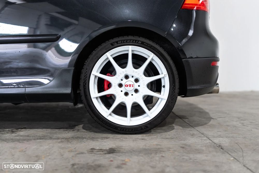 VW Golf 2.0 GTi - 19