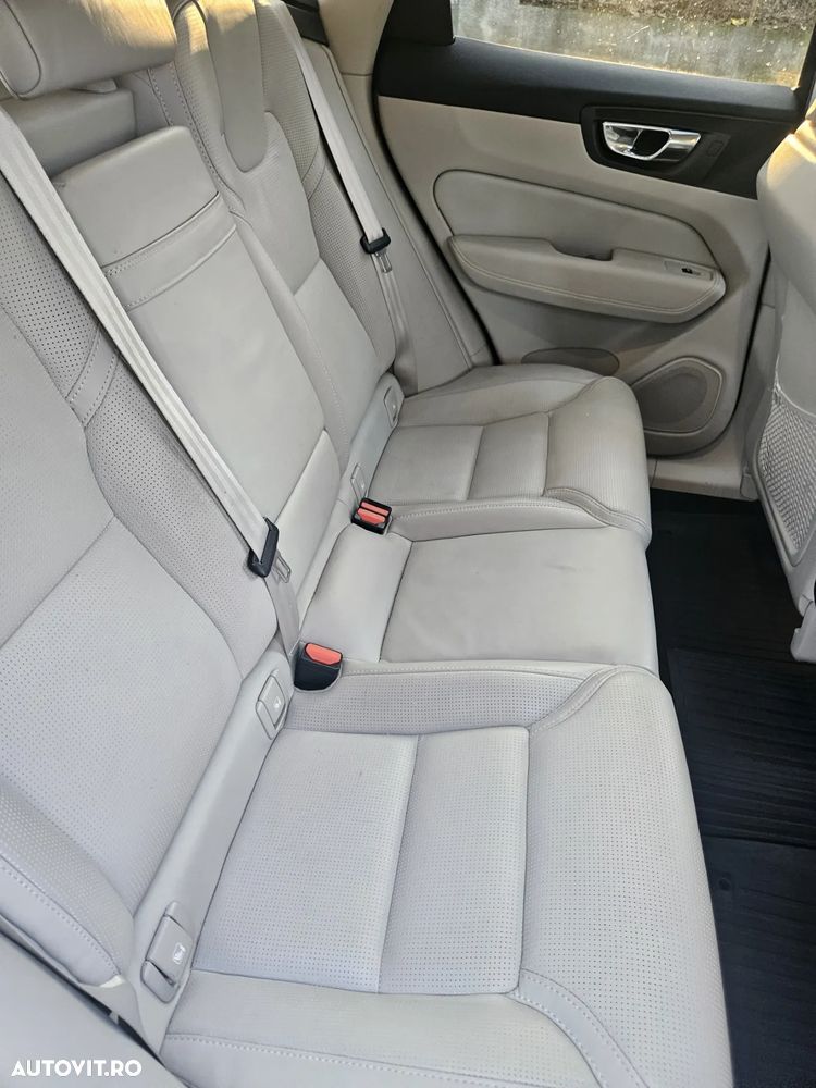 Volvo XC 60 T5 AWD Inscription - 19