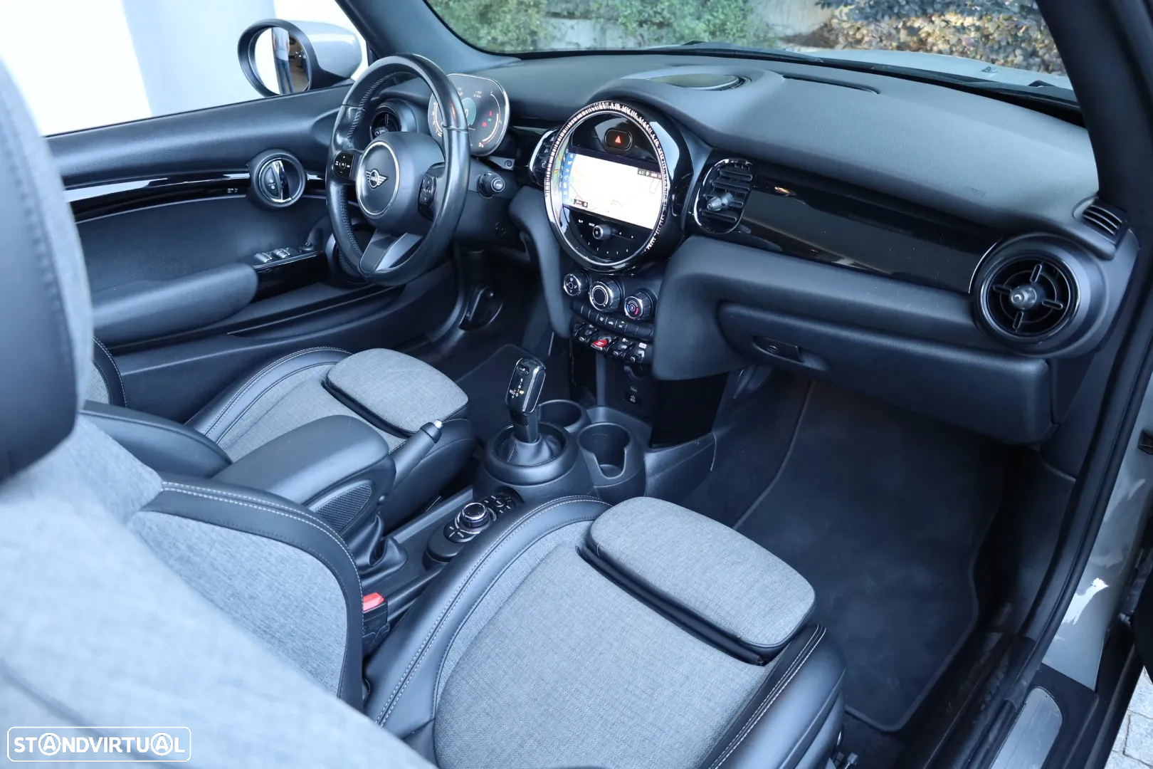 MINI Cabrio Cooper Auto - 50