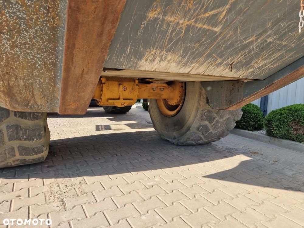 Liebherr L566 2plus2 * 9.854 mth * 2011r. * Pełen Serwis Liebherr * waga PFREUNDT * - 24