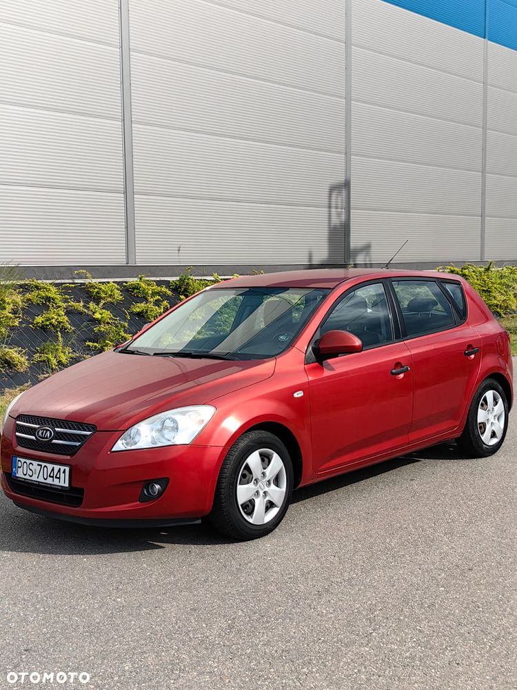 Kia Ceed 1.6 Comfort - 14