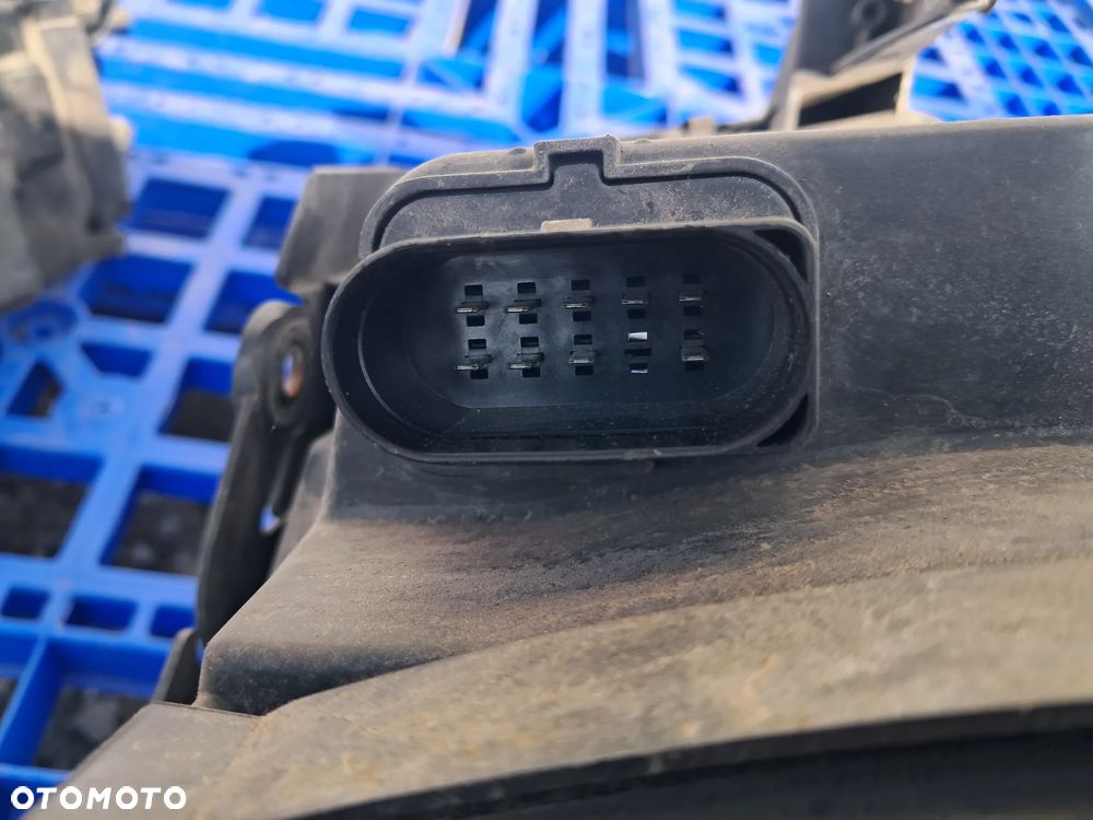 Volkswagen Passat B5 Lampa przednia lewa prawa Europa - 10