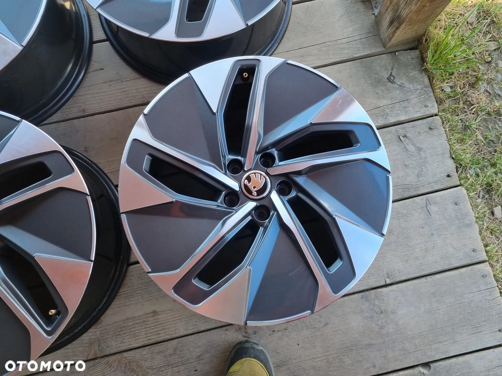 VW ID4,ID5,SKODA ENYAQ,AUDI Q4,E-TRON,SEAT ATECA,CUPRA 8X19ET45 5X112 super - 11