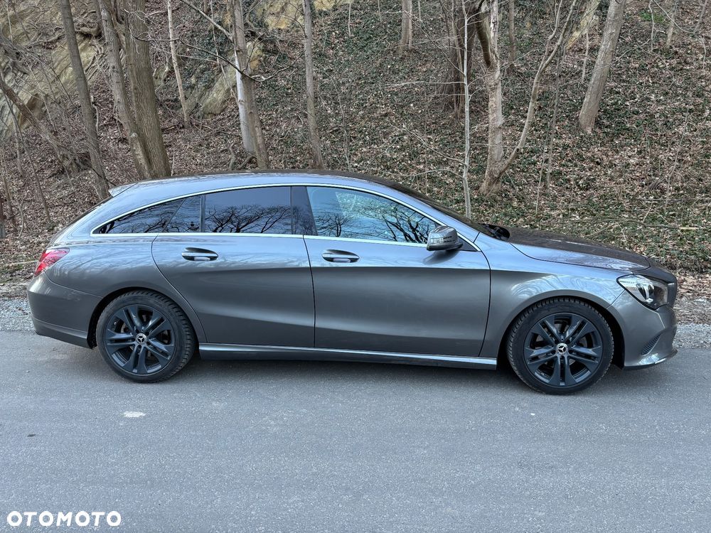 Mercedes-Benz CLA 180 7G-DCT UrbanStyle Edition - 5