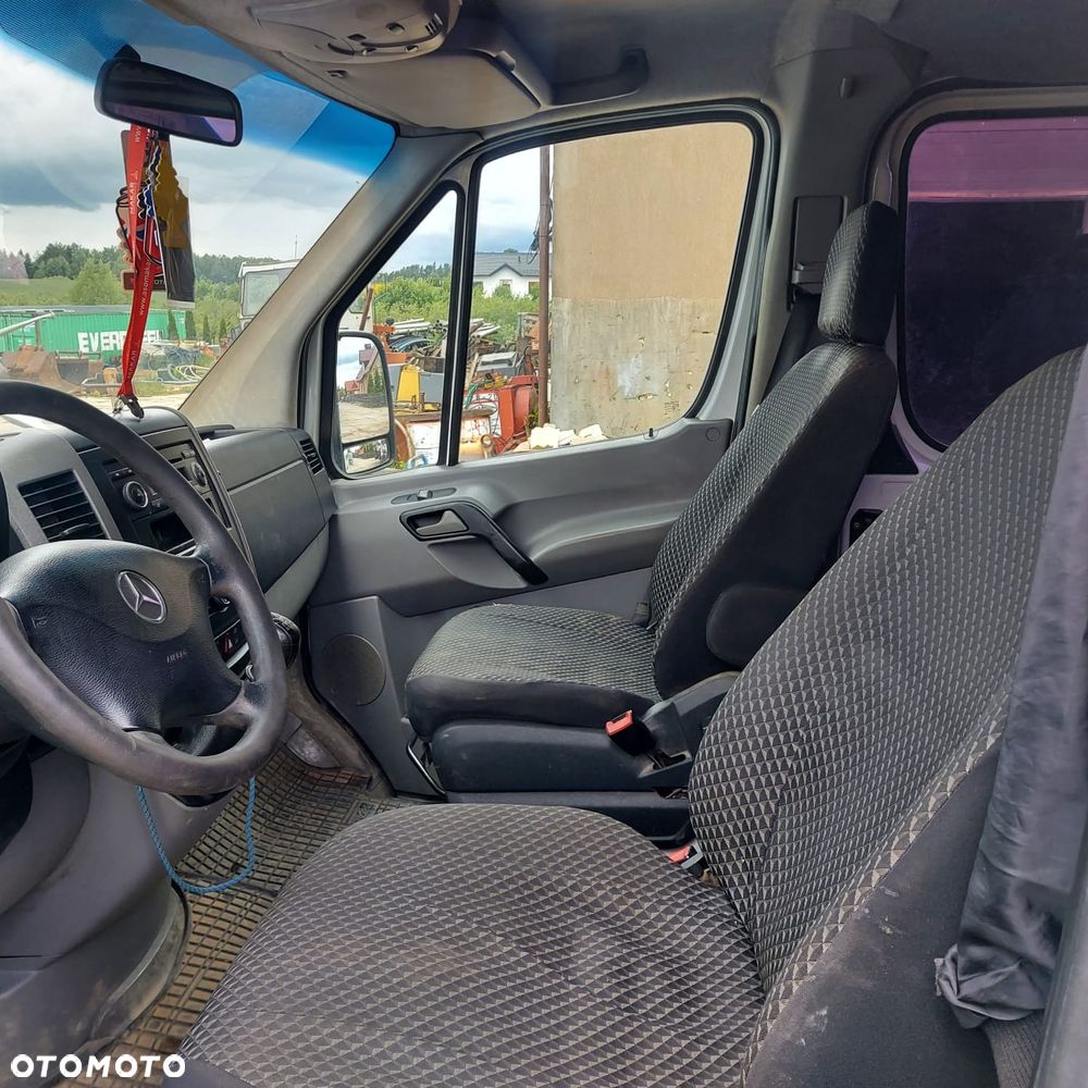Mercedes-Benz SPRINTER - 3