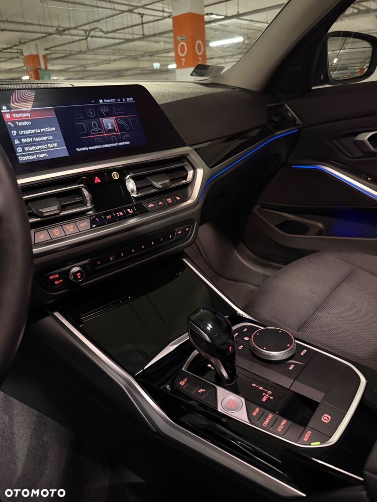 BMW Seria 3 318d Advantage - 19