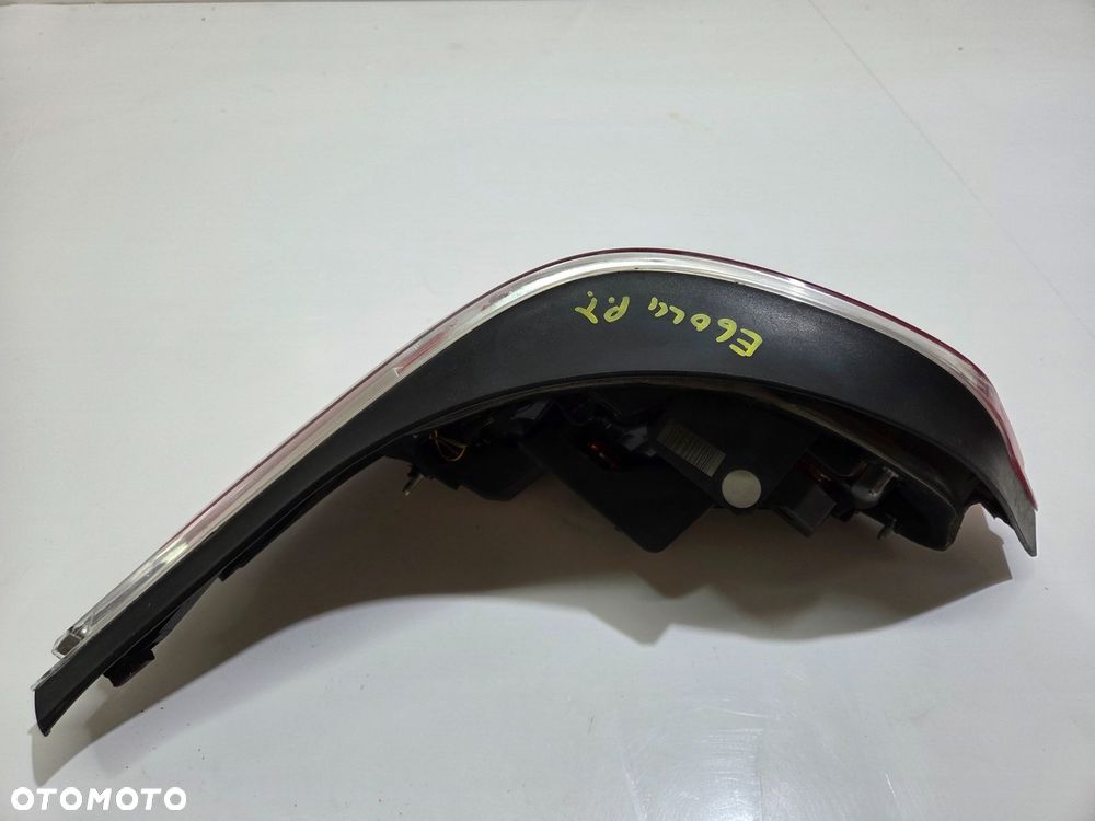 LAMPA PRAWA TYLNA TYŁ BMW E60 LIFT 7177282 - 9